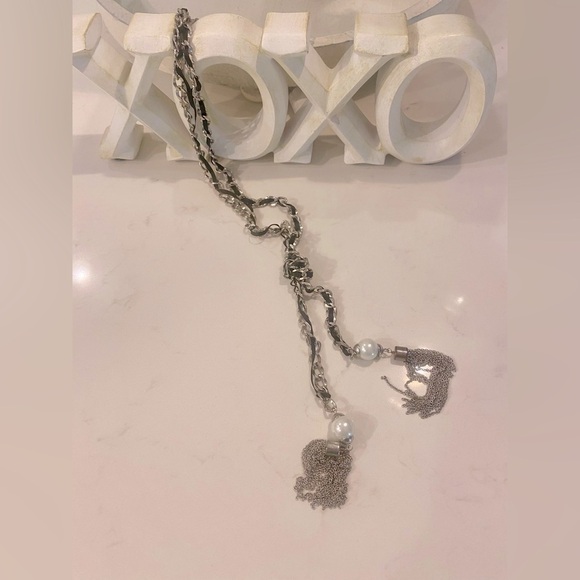 WHITE HOUSE BLACK MARKET Chain Ribbon Tassle Necklace | EUC | MSRP $149 - Picture 7 of 9